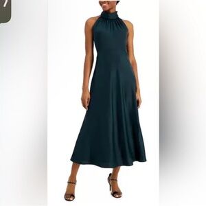 NWT Women’s JUST TAYLOR emerald green satin feel halter midi dress- Size 14